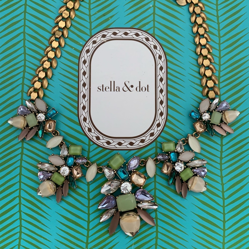 Stella j Dot necklace